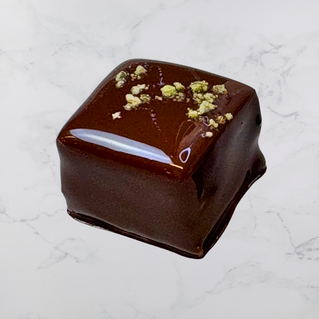 Chokladpralin - Pistagemarsipan-Cognacstryffel