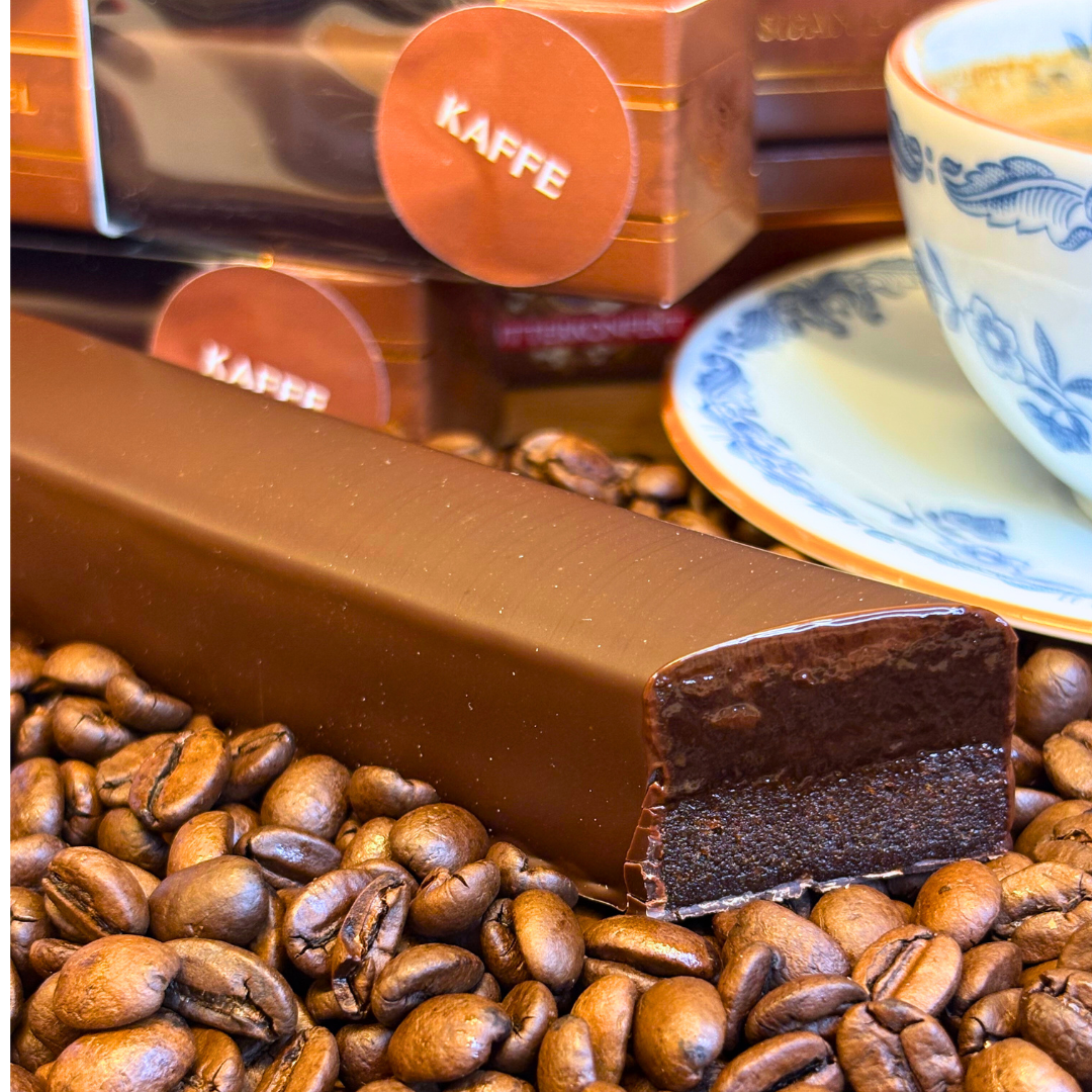 Kaffe - Marsipan och mörk cognacstryffel. NU 50% STÖRRE!